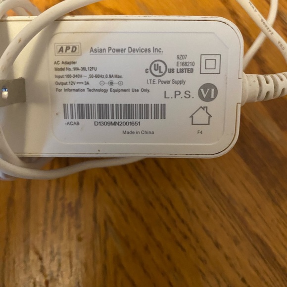 Gryphon Mesh WiFi Router Tower – AC3000 Tri-Band Mesh Parent Control Router - Picture 2 of 4